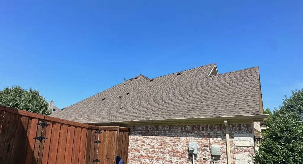 Completed roof replacement project in Pendleton